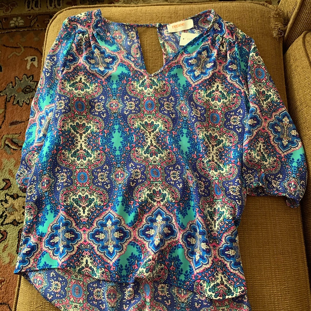 Women’s top (small)